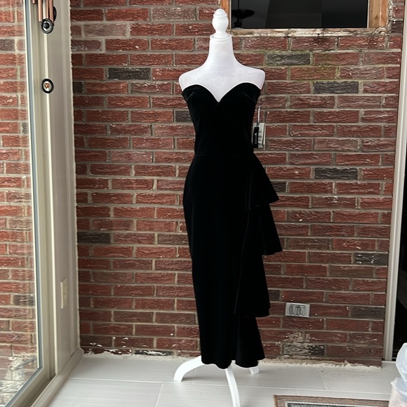 Chiara Boni La Petite Robe Gussie Velvet Tiered Ruffle Midi Dress 6 - Picture 4 of 7